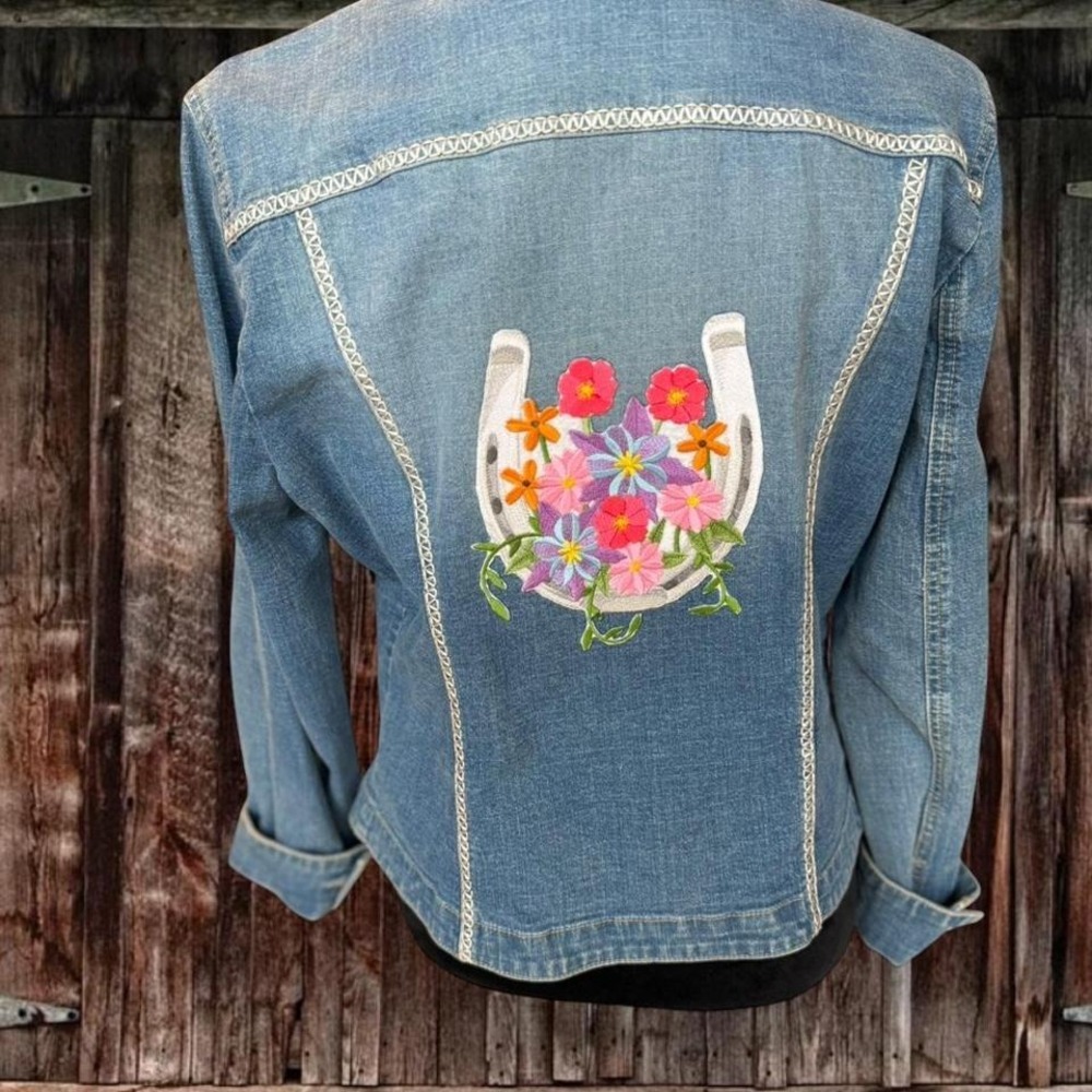 A.M.I. Womens Medium Denim Jacket Horseshoe Floral Embroidery Blue Jean Jacket